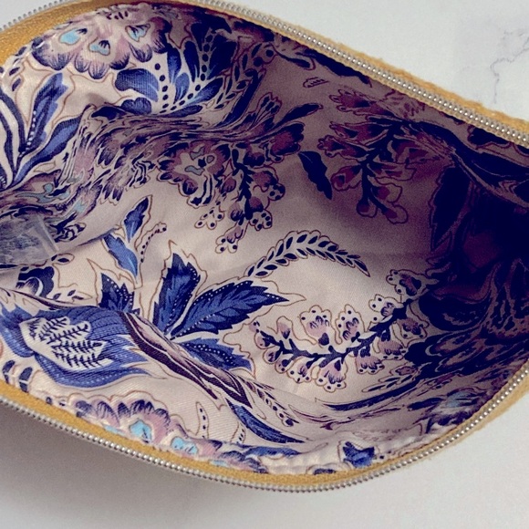 Mustard Yellow Gingham Makeup Bag - Picture 4 of 6